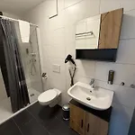 Kern Apartment *