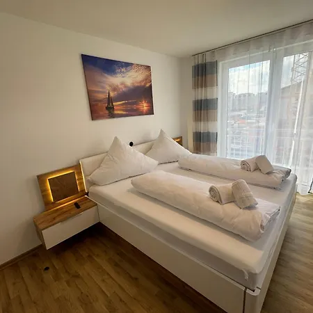Kern - Garantierte Tickets Für Den Europapark über Uns Buchbar Sowie Zwei Tages Ticket Apartment